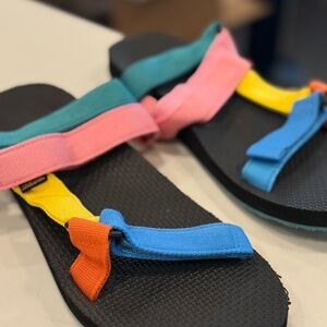 Aleader colorful velcro sandals size 10